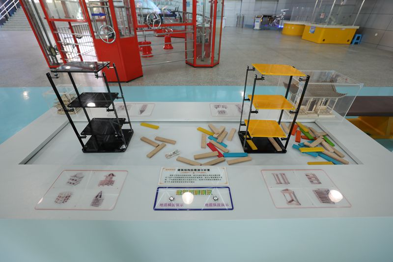 建筑結構抗震演示裝置 建筑結構抗震演示裝置