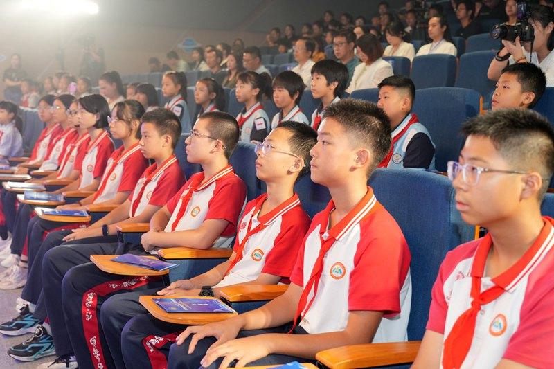 當(dāng)科學(xué)家故事被少年搬上舞臺：一場跨越時(shí)空的“精神接力”在晉安上演