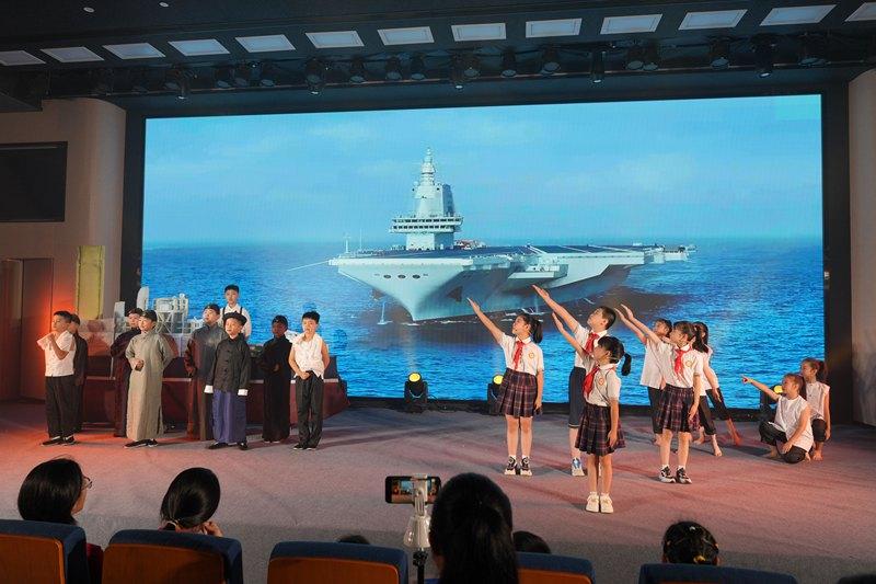 當(dāng)科學(xué)家故事被少年搬上舞臺：一場跨越時(shí)空的“精神接力”在晉安上演