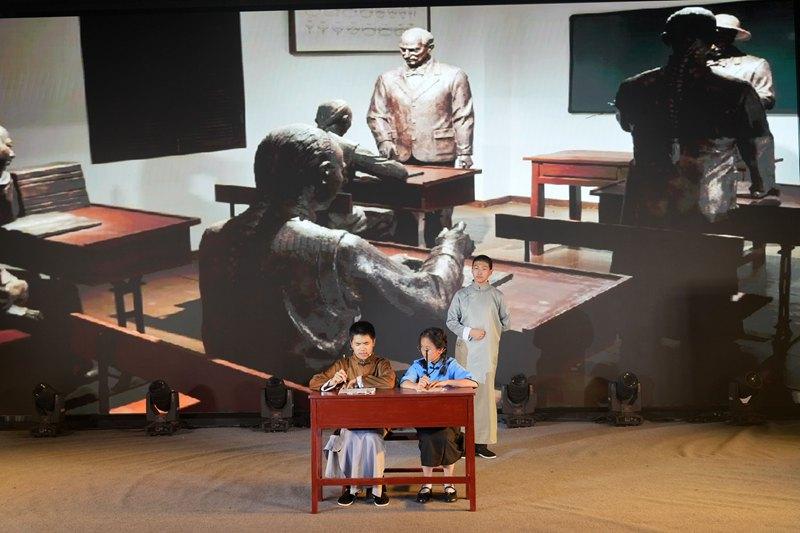 當(dāng)科學(xué)家故事被少年搬上舞臺：一場跨越時(shí)空的“精神接力”在晉安上演