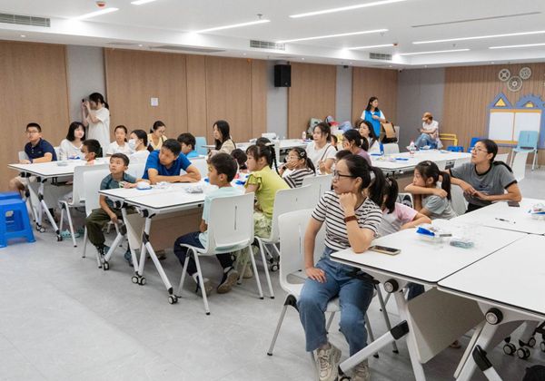 “弘揚科學志,妙手探真知”系列活動(第一期)|“哪吒實驗室——探秘哪吒中的科學魔法”活動完美落幕 “弘揚科學志,妙手探真知”系列活動(第一期)|“哪吒實驗室——探秘哪吒中的科學魔法”活動完美落幕